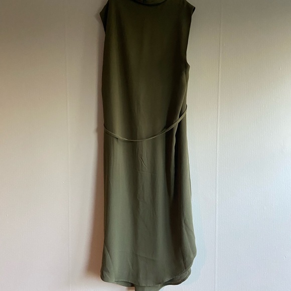 Stork & Babe Maternity Dress - Picture 4 of 6